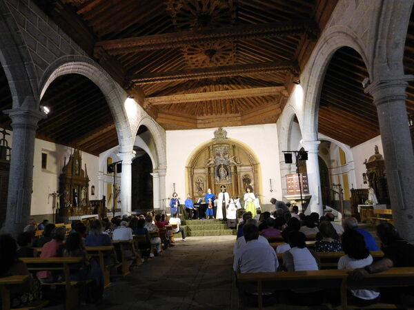 En la iglesia de Nuestra Señora de la Asunción de Cantaracillo