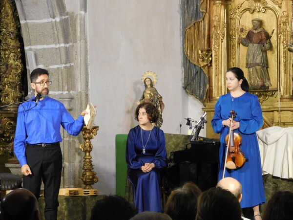 En la iglesia de Nuestra Señora de la Asunción en Puente del Congosto