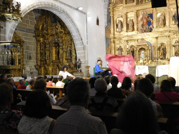 En la iglesia de Nuestra Señora de la Asunción en Puente del Congosto