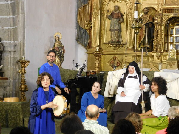 En la iglesia de Nuestra Señora de la Asunción en Puente del Congosto