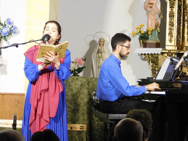 En la iglesia de Nuestra Señora del Rosario de Éjeme.