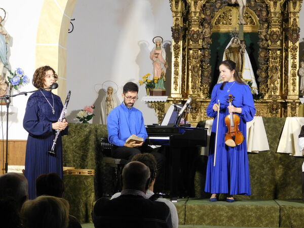 En la iglesia de Nuestra Señora del Rosario de Éjeme.