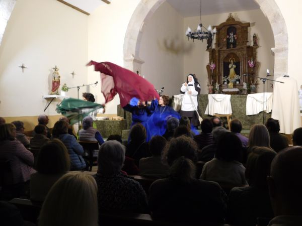 En la iglesia de San Cristóbal de Castillejo de Dos Casas.