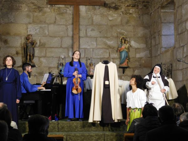 En la iglesia de San Cristóbal de Sanchón de la Ribera.