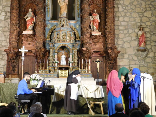 En la iglesia de San Juan Bautista de San Muñoz