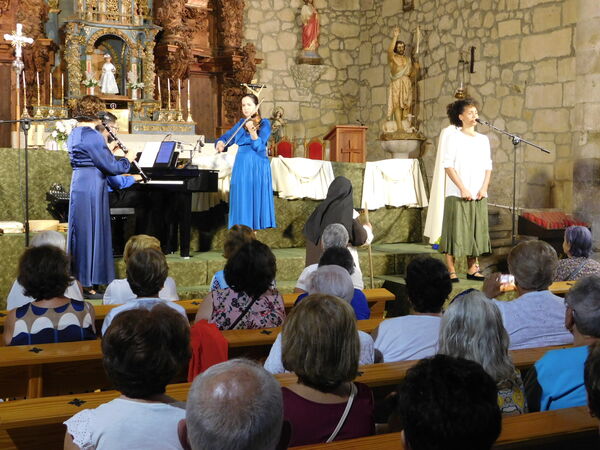 En la iglesia de San Juan Bautista de San Muñoz