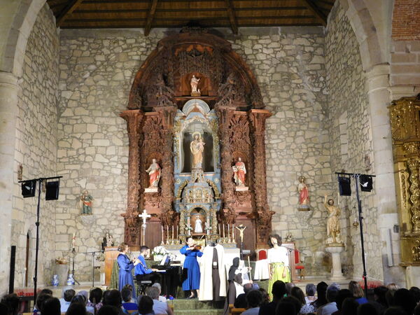 En la iglesia de San Juan Bautista de San Muñoz