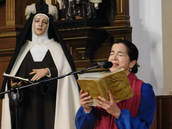 En la iglesia de San Juan de la Cruz en Alba de Tormes