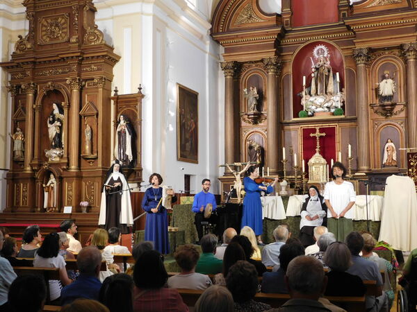 En la iglesia de San Juan de la Cruz en Alba de Tormes