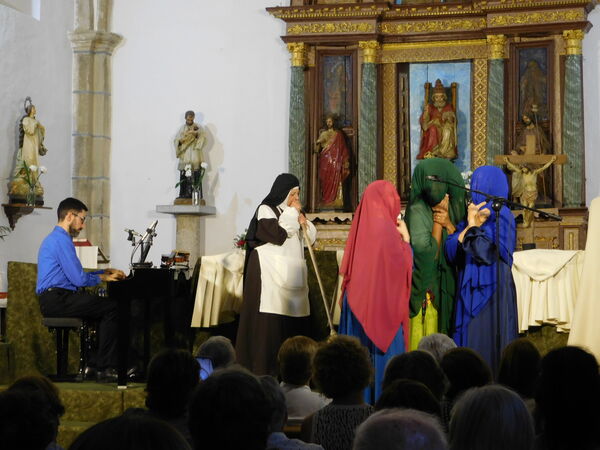 En la iglesia de San Pedro Apóstol de El Sahúgo
