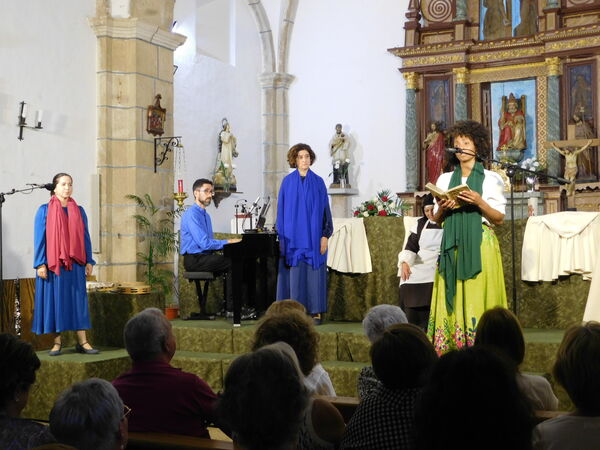 En la iglesia de San Pedro Apóstol de El Sahúgo