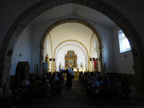 En la iglesia de San Pedro Apóstol de El Sahúgo