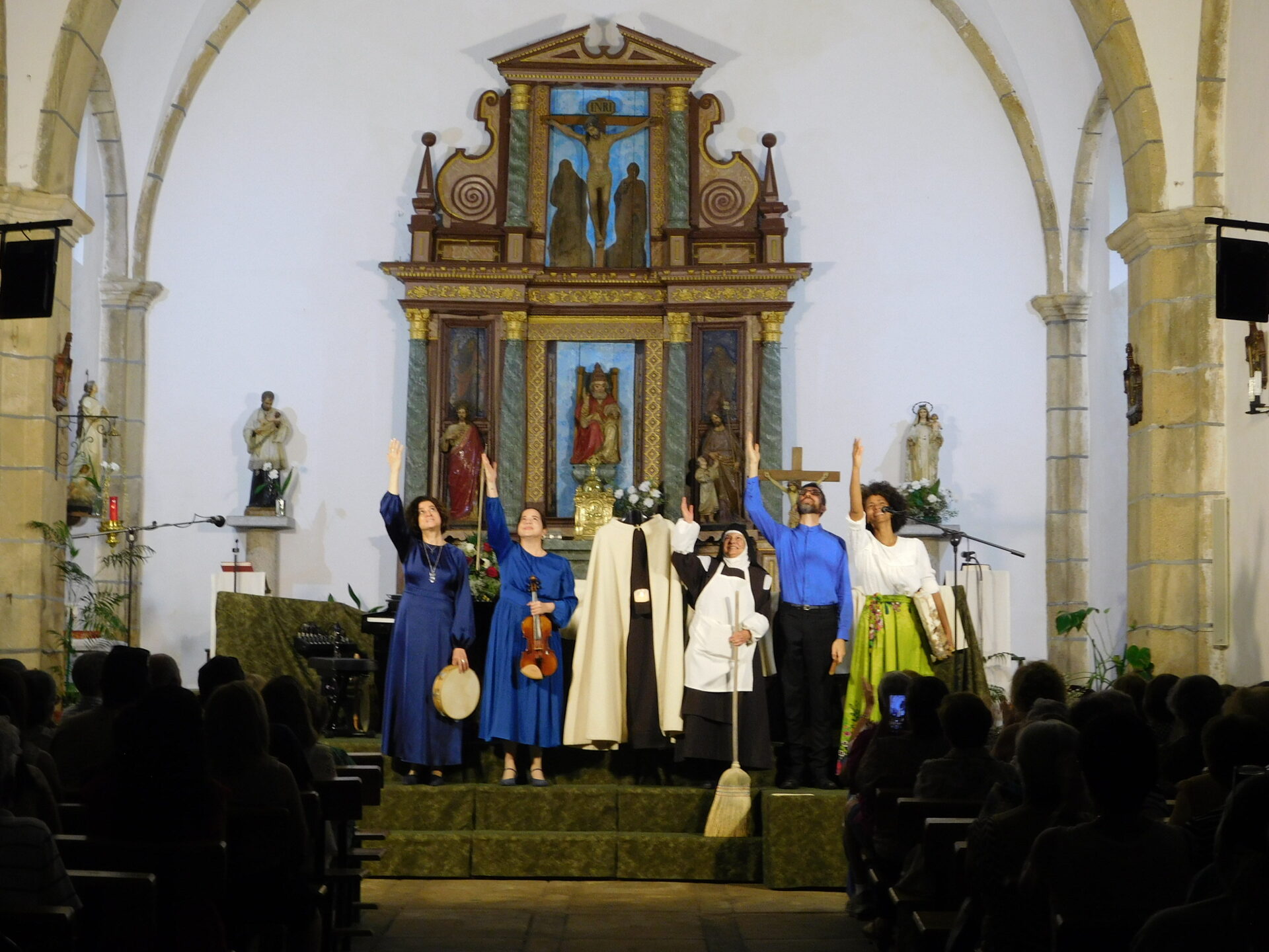 En la iglesia de San Pedro Apóstol de El Sahúgo