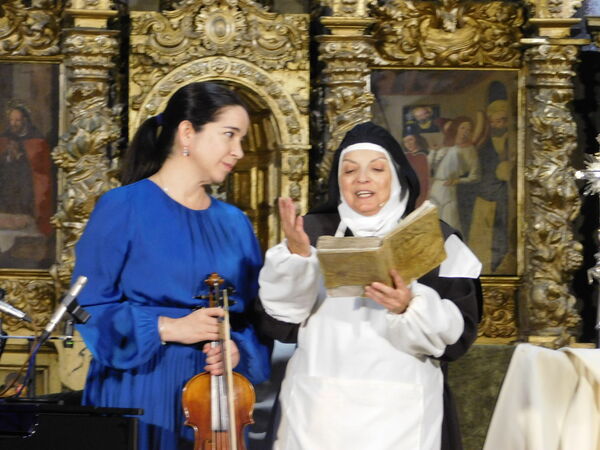 En la iglesia de San Pedro Apóstol de Larrodrigo
