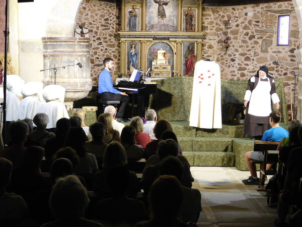 En la  iglesia de San Salvador de Bercimuelle.