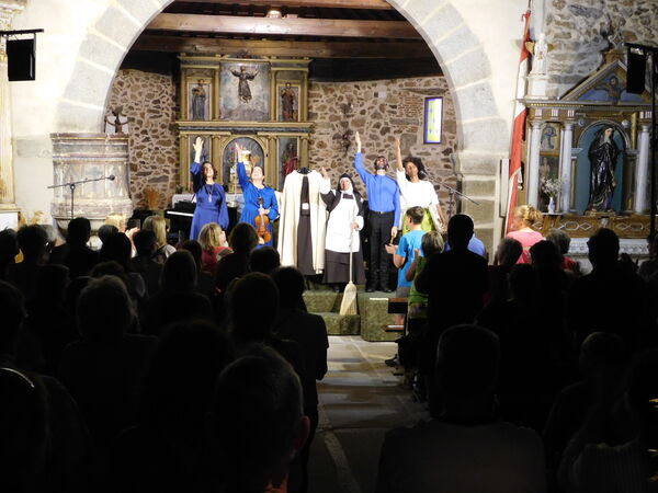 En la  iglesia de San Salvador de Bercimuelle.