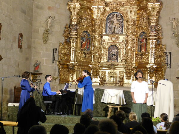 En la iglesia de San Sebastián de Yecla de Yeltes.