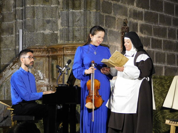 En la iglesia de Santiago en Santiago de la Puebla