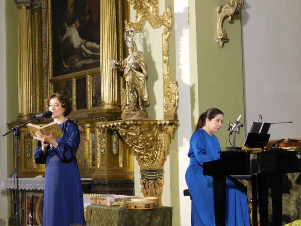 En la iglesia del Convento de las Madres Carmelitas de Peñaranda de Bracamonte