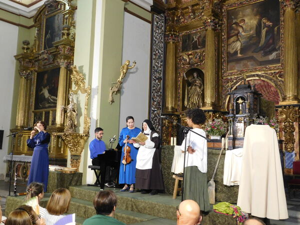 En la iglesia del Convento de las Madres Carmelitas de Peñaranda de Bracamonte