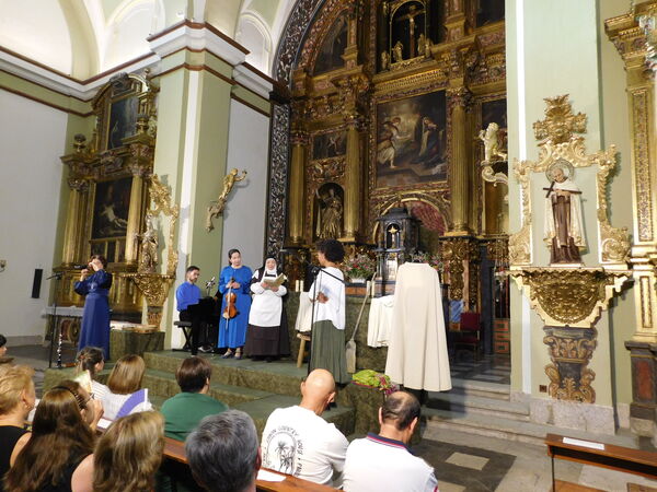 En la iglesia del Convento de las Madres Carmelitas de Peñaranda de Bracamonte