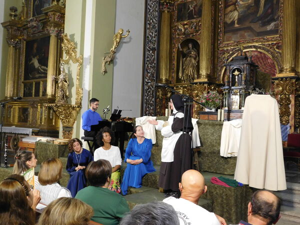 En la iglesia del Convento de las Madres Carmelitas de Peñaranda de Bracamonte