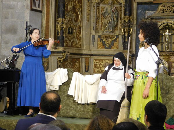 ESTRENO EN LA IGLESIA DE MANCERA DE ABAJO