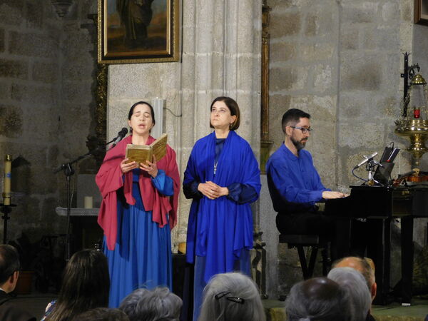 ESTRENO EN LA IGLESIA DE MANCERA DE ABAJO