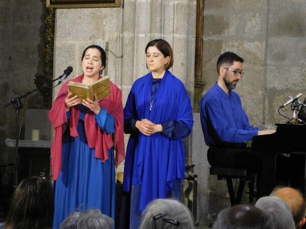 ESTRENO EN LA IGLESIA DE MANCERA DE ABAJO