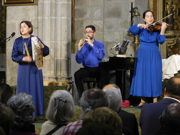 ESTRENO EN LA IGLESIA DE MANCERA DE ABAJO
