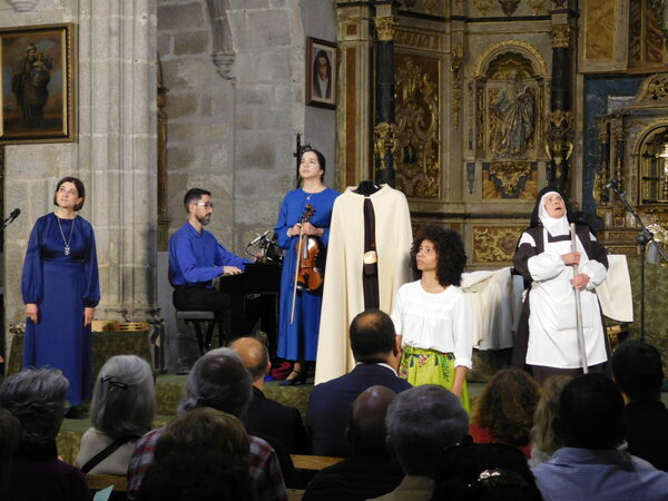 ESTRENO EN LA IGLESIA DE MANCERA DE ABAJO