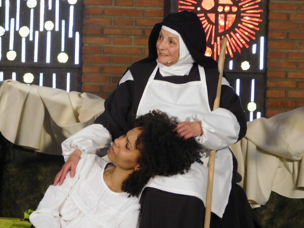 PRESTRENO en elCentro Materno Infantil "Ave María" de Santa Marta de Tormes