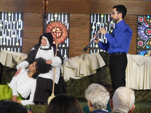 PRESTRENO en elCentro Materno Infantil "Ave María" de Santa Marta de Tormes