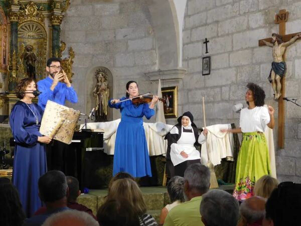 La representación 75 cruza la Raya en Aldea del Obispo