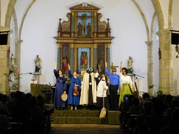 Cuando la música de un pueblo también cuenta su historia en El Sahúgo